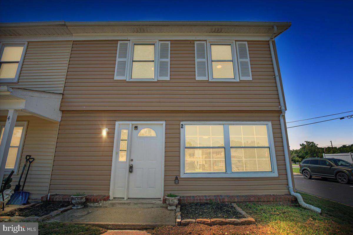 2 Park Square Ct Property Photo 1