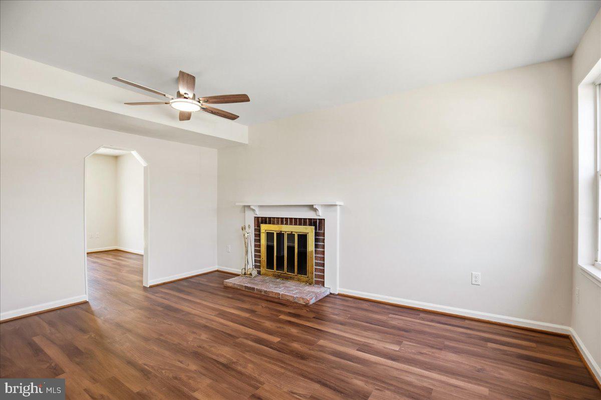 2 Park Square Ct Property Photo 21