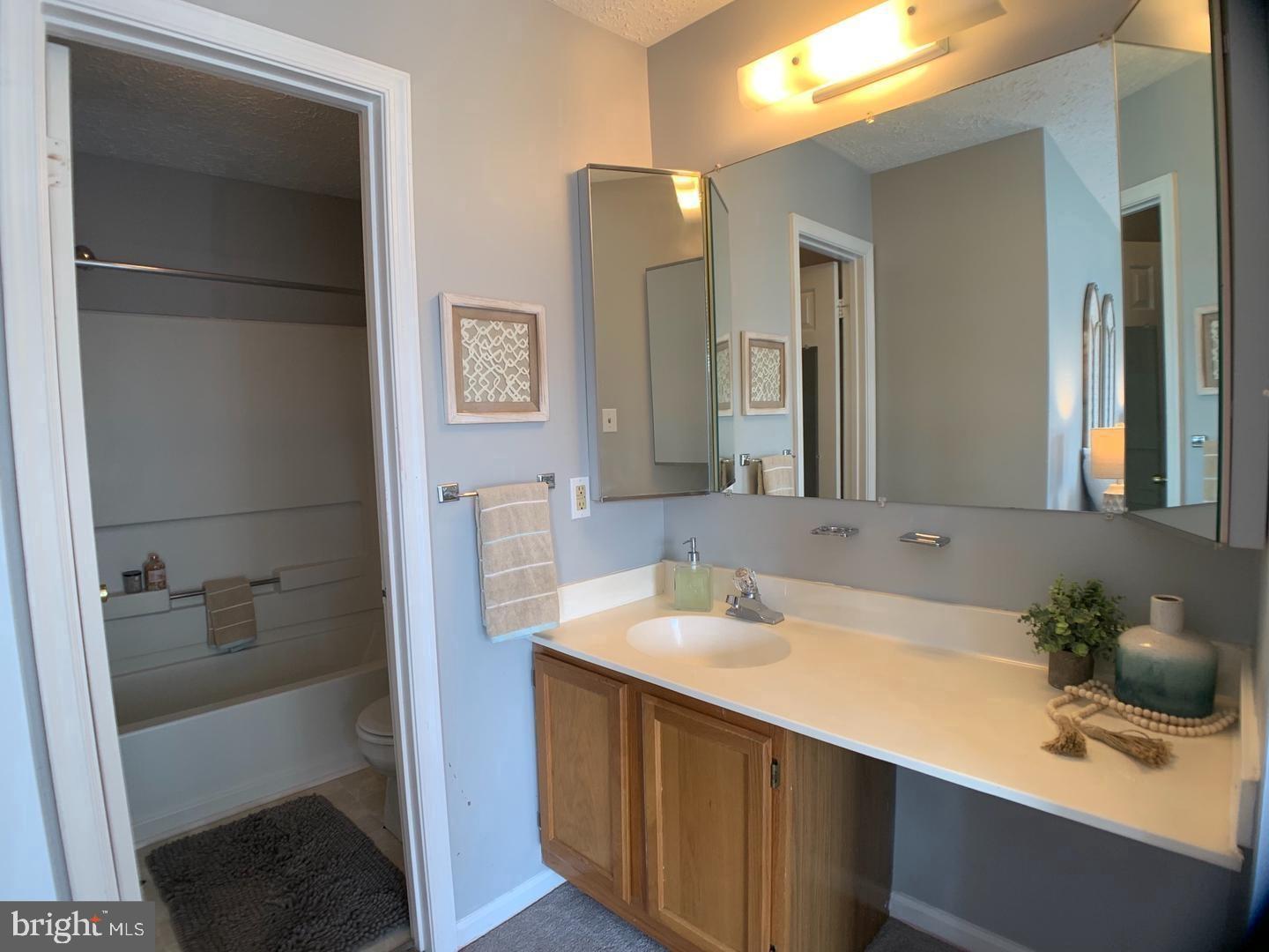 6101 Red Squirrel Pl Property Photo 10