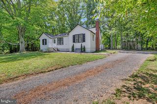 4379 Doctor Samuel Mudd Rd Property Photo 1