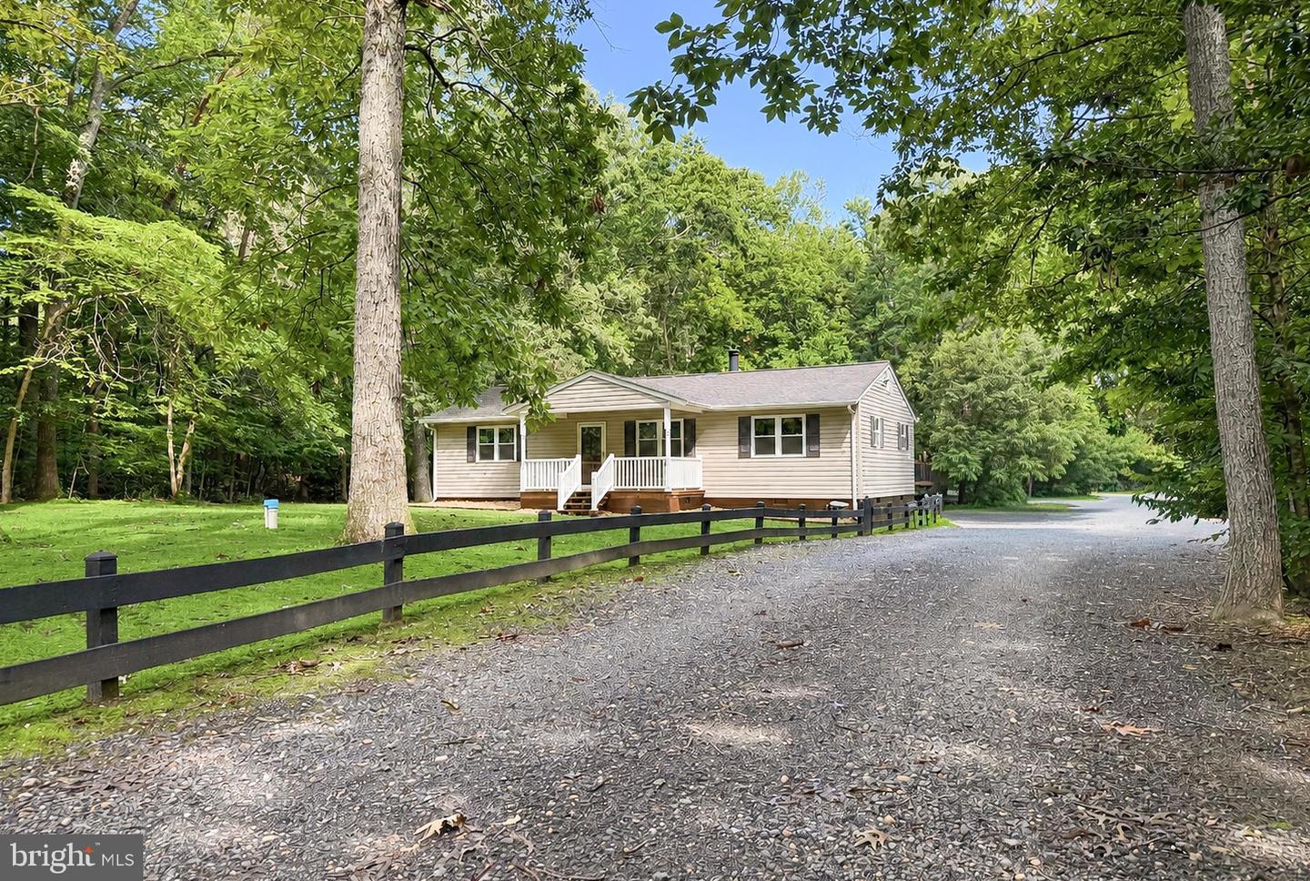 12850 Janschek Dr Property Photo 1