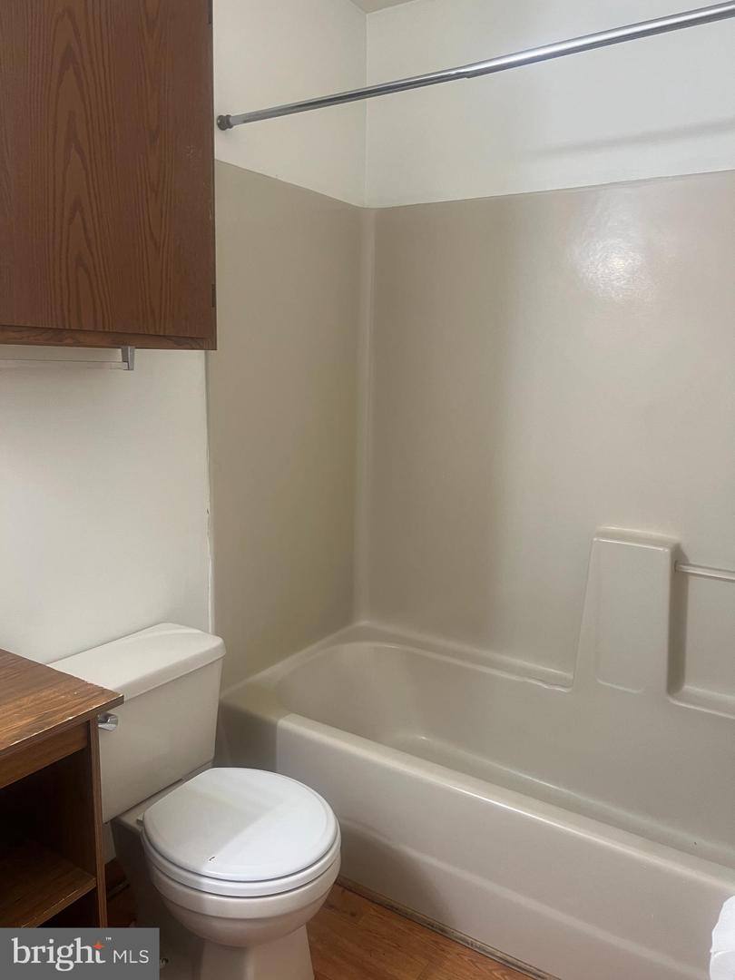 7280 Apt 201 Brentland Rd Property Photo 4