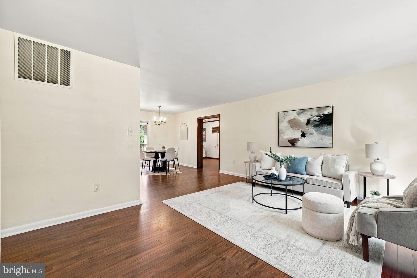 11517 Timberbrook Dr Property Photo 5