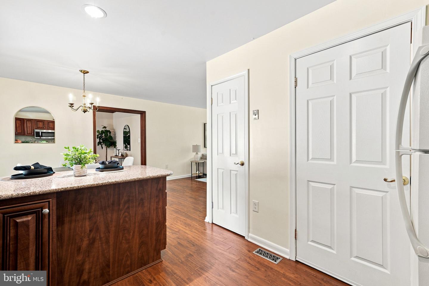 11517 Timberbrook Dr Property Photo 10