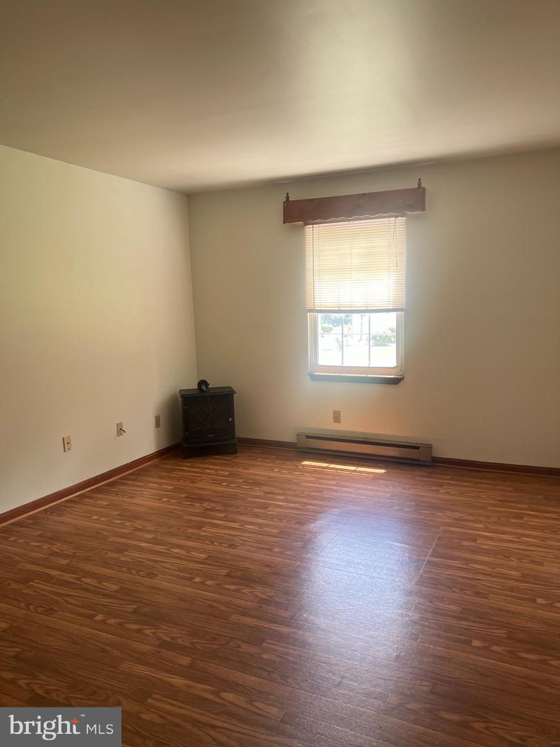 7280 Apt 101 Brentland Rd Property Photo 3