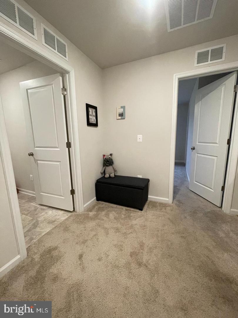 9898 Obin Ln Property Photo 4