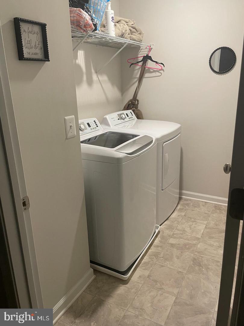 9898 Obin Ln Property Photo 8