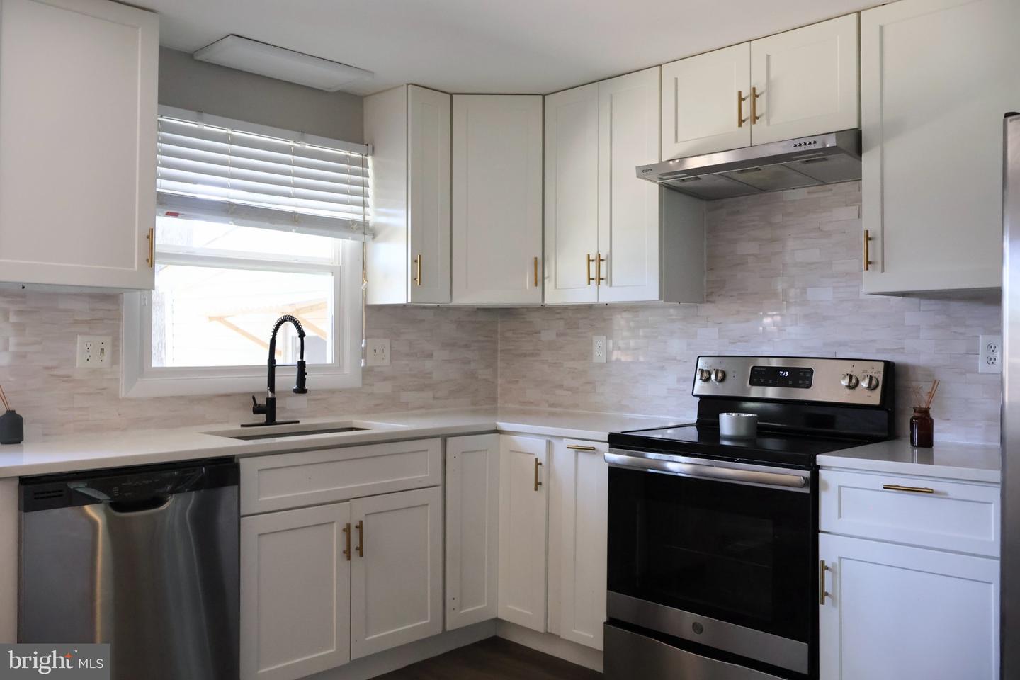 5218 Caroline Cir Property Photo 11