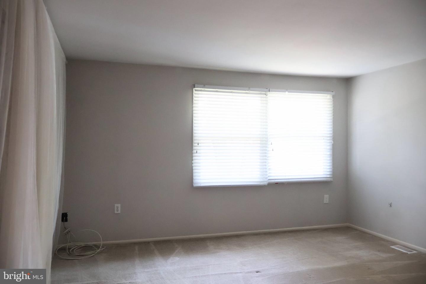 5218 Caroline Cir Property Photo 17