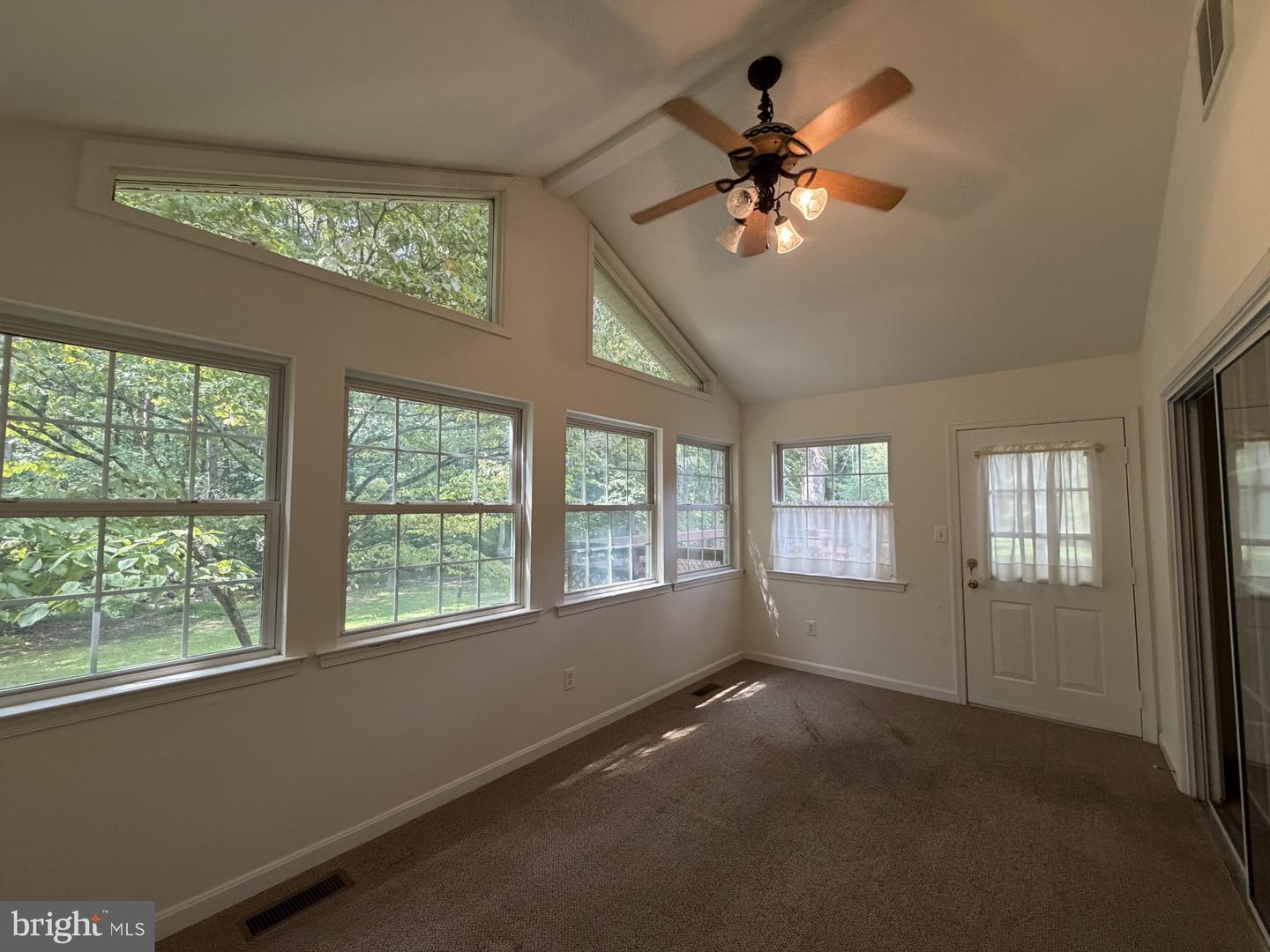 4775 Young Rd Property Photo 27