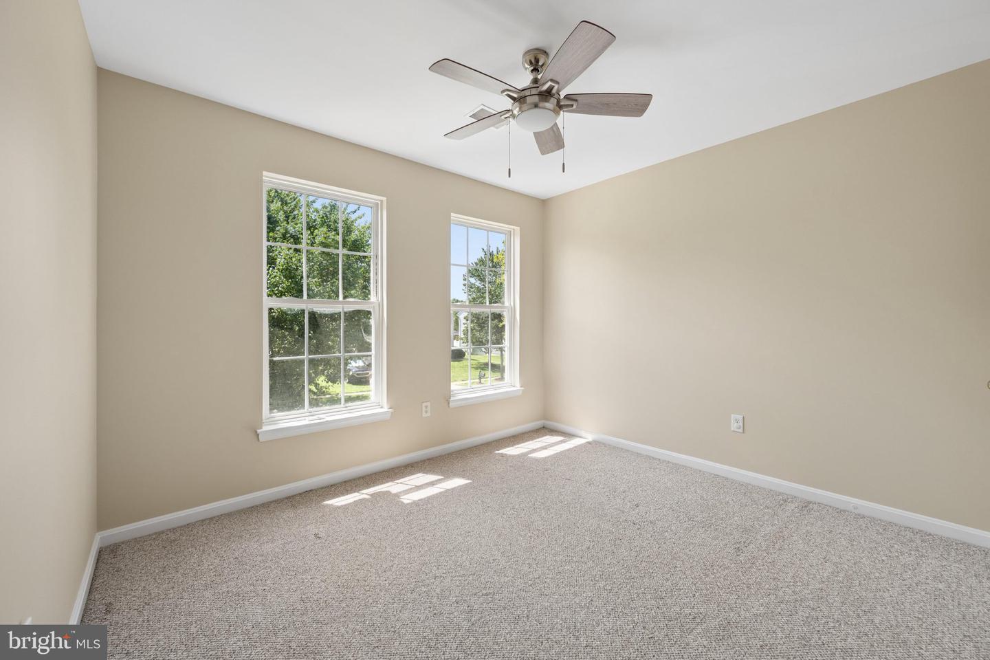 9701 Cadwell St Property Photo 46
