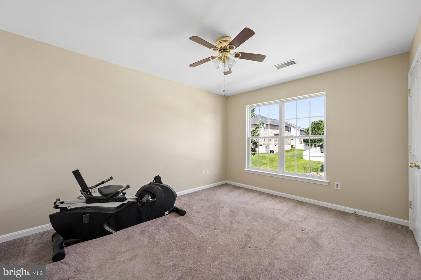 9701 Cadwell St Property Photo 48