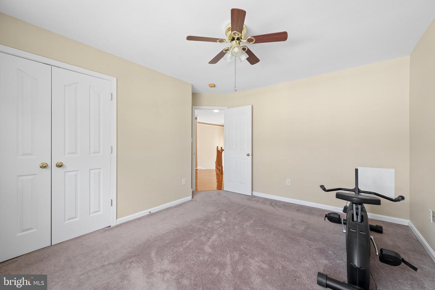 9701 Cadwell St Property Photo 49