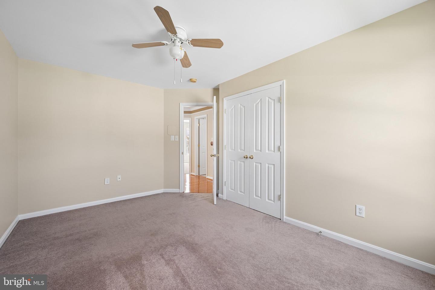 9701 Cadwell St Property Photo 51
