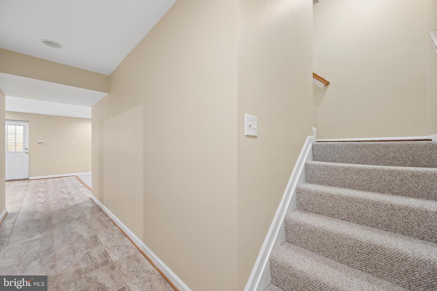 9701 Cadwell St Property Photo 53