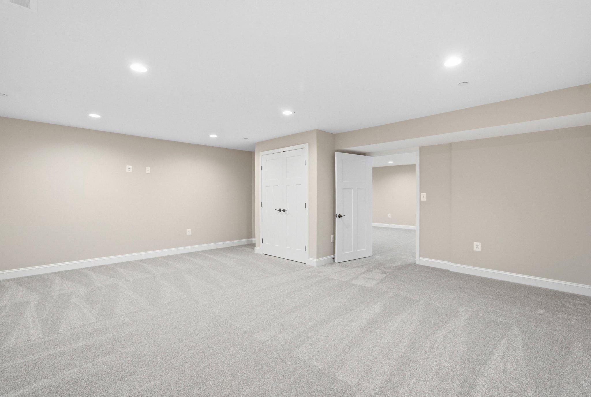 5898 Hardwick Ct Property Photo 27