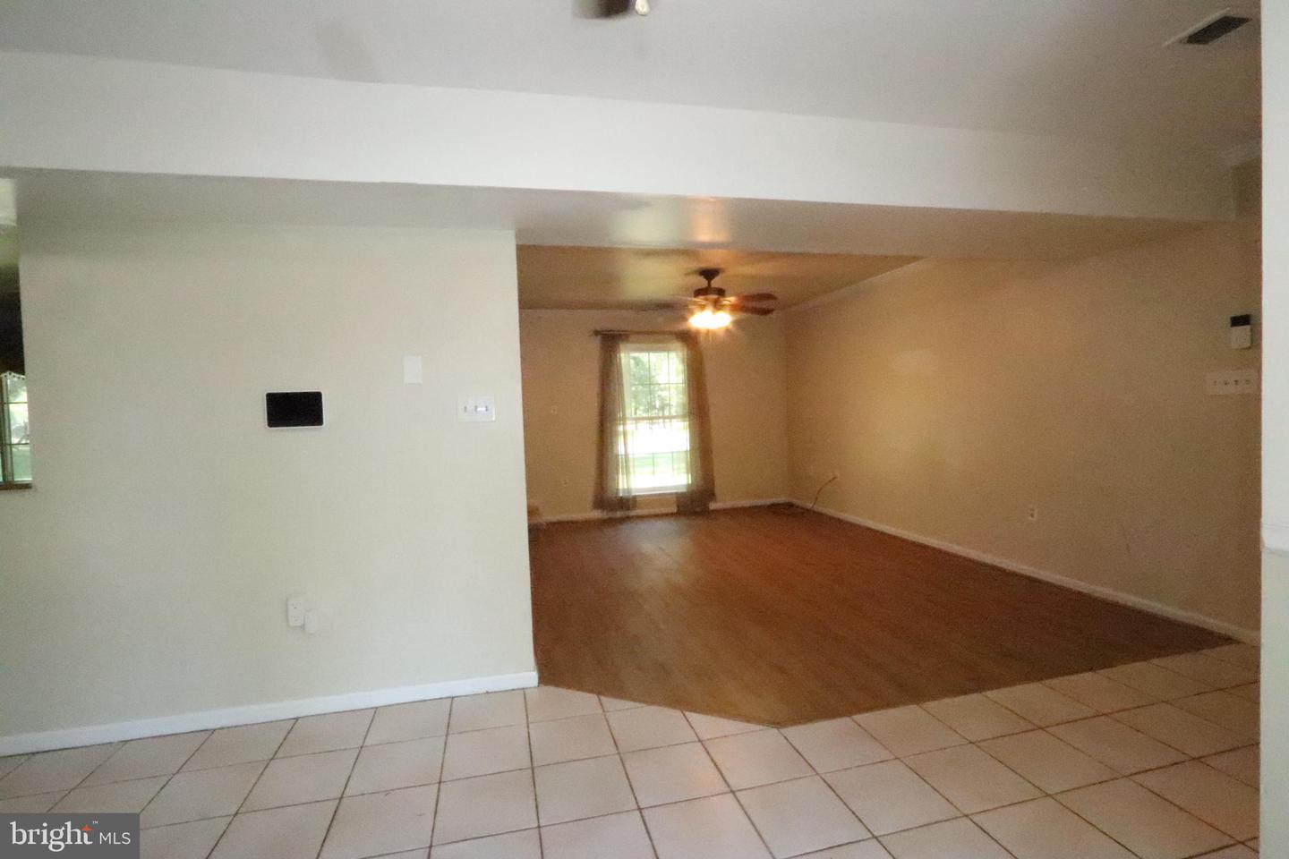 6901 Impala Ct Property Photo 9