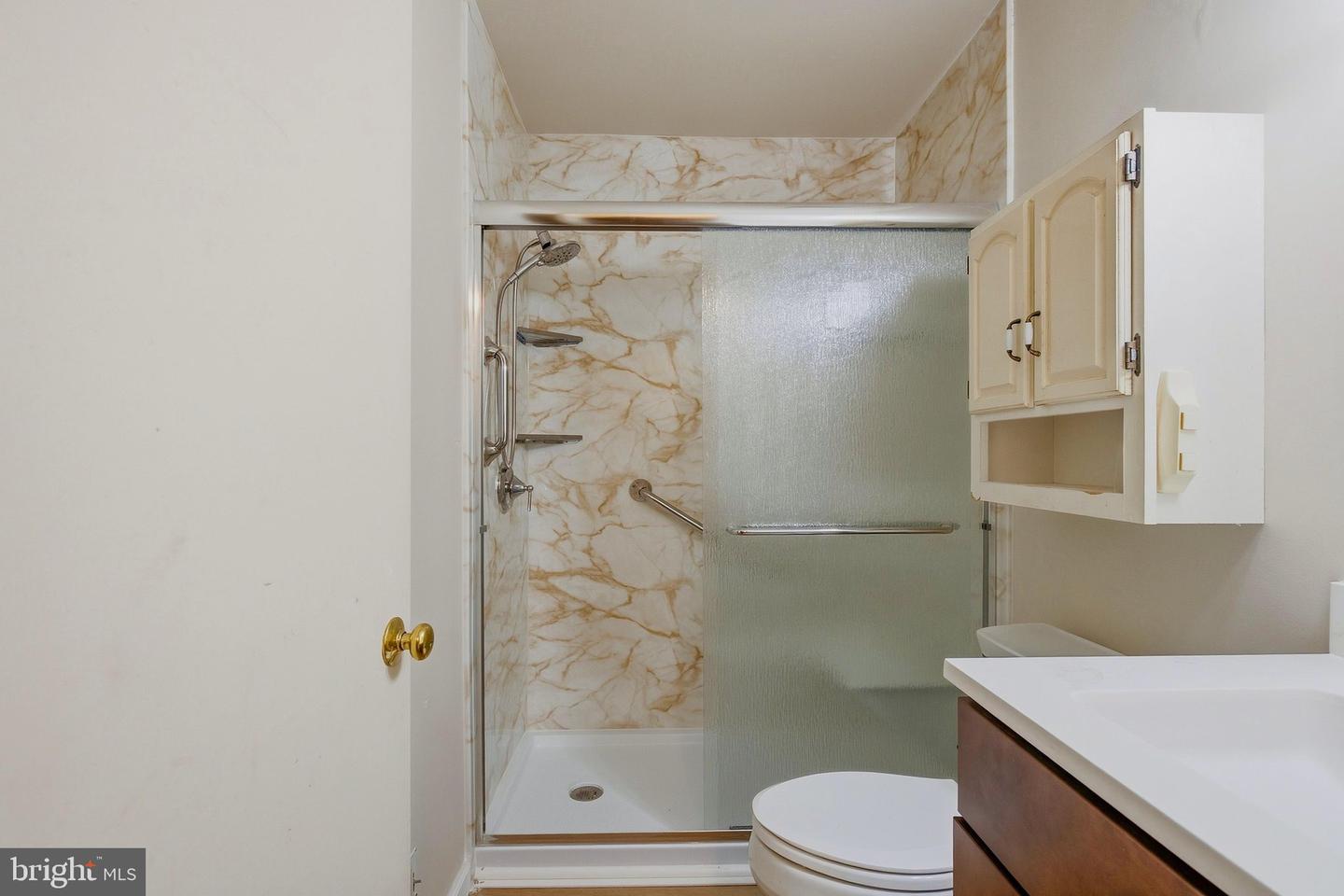 327 Woodside Pl Property Photo 20