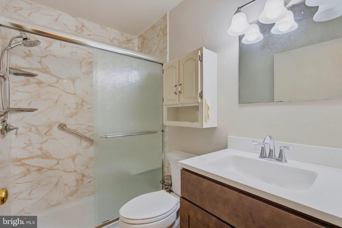 327 Woodside Pl Property Photo 21