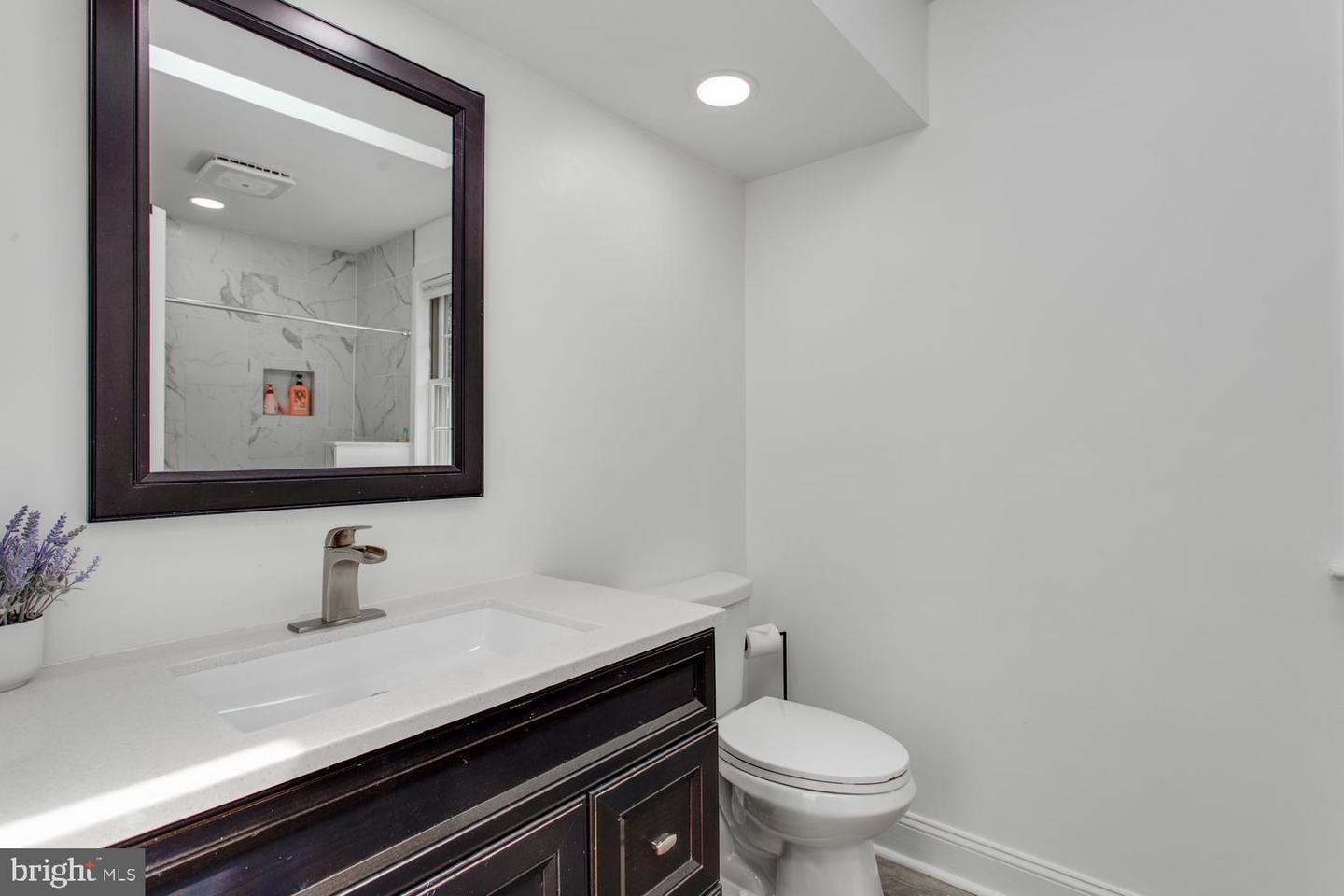 4340 Guinevere Ln Property Photo 33