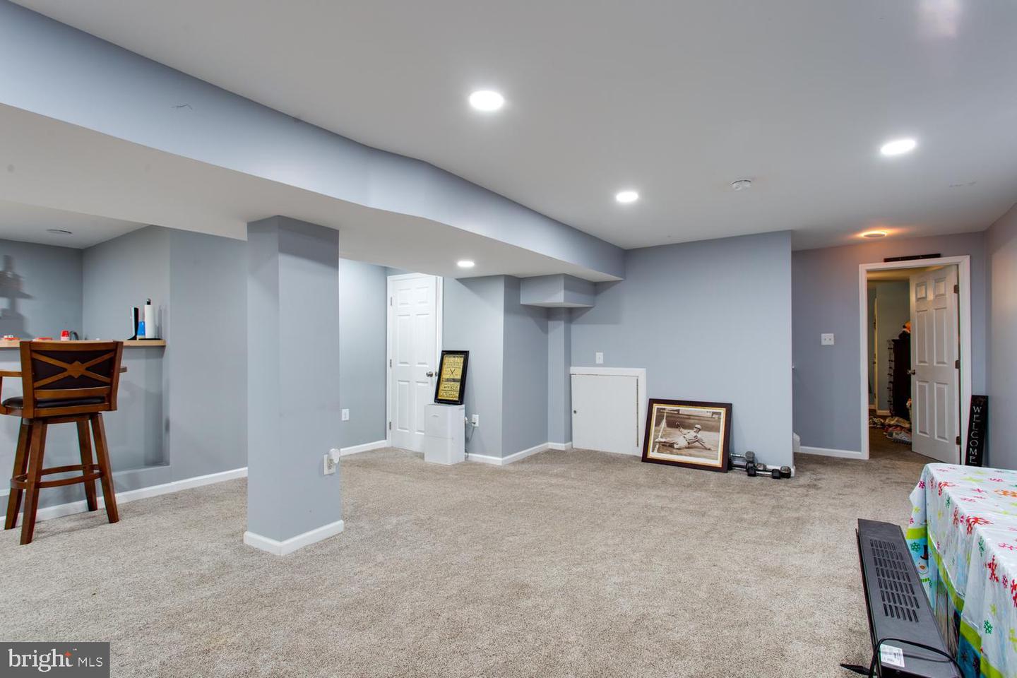 4340 Guinevere Ln Property Photo 38