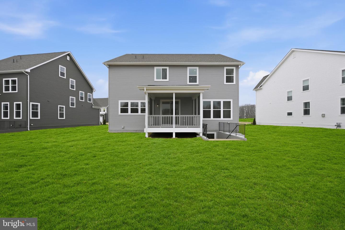2608 Bergen Ct Property Photo 7