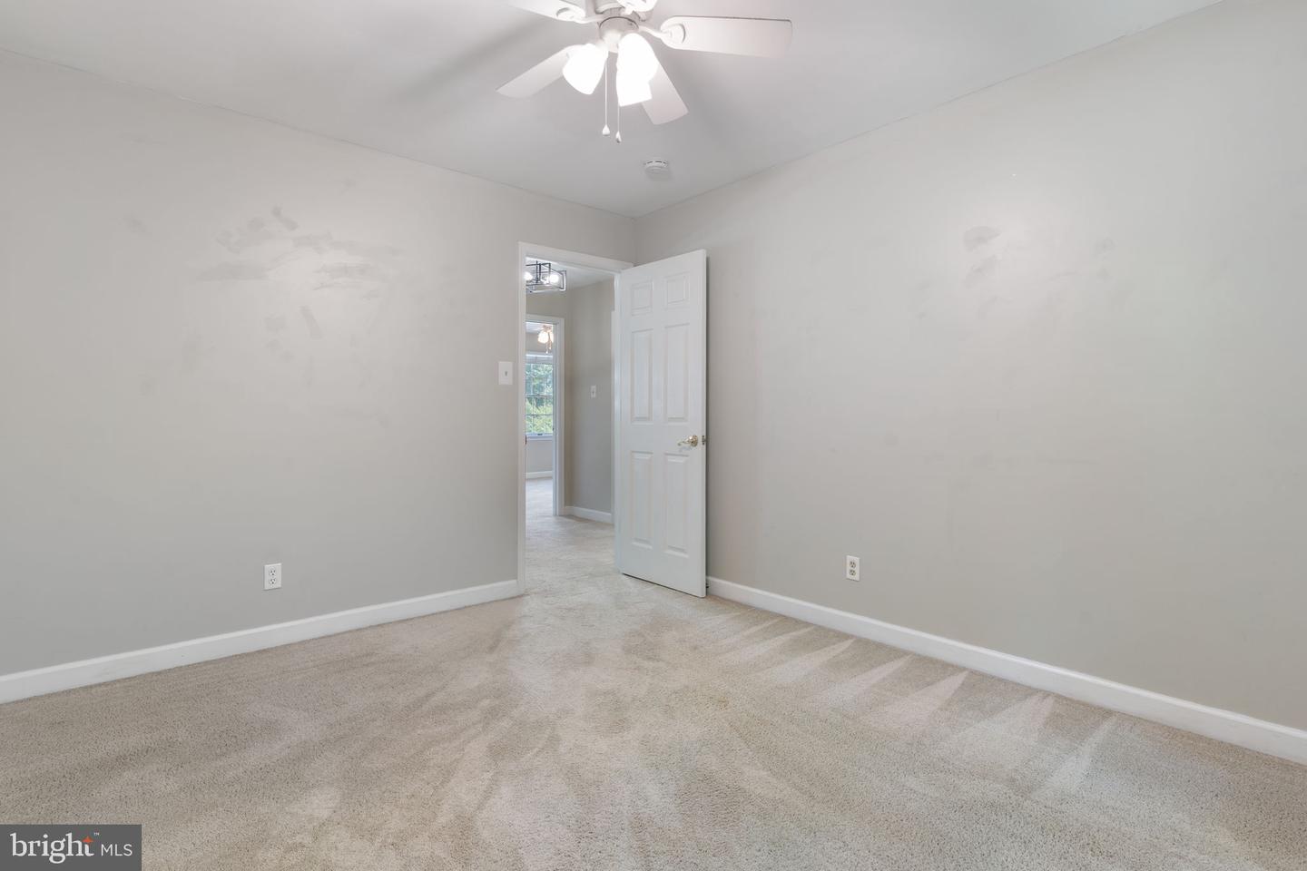 105 Westmorland Ct Property Photo 25
