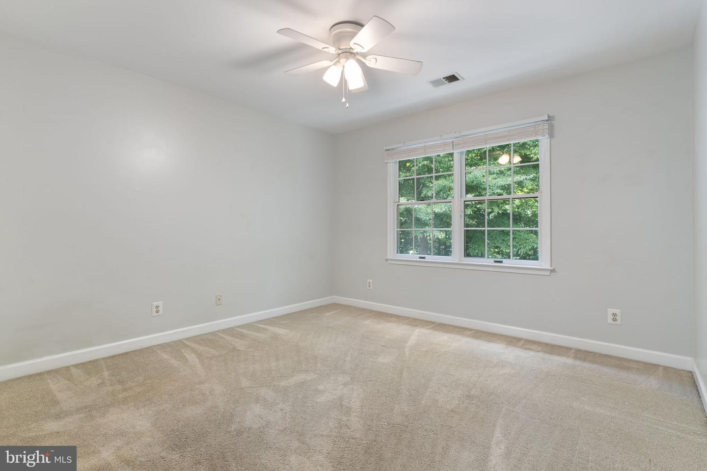 105 Westmorland Ct Property Photo 27