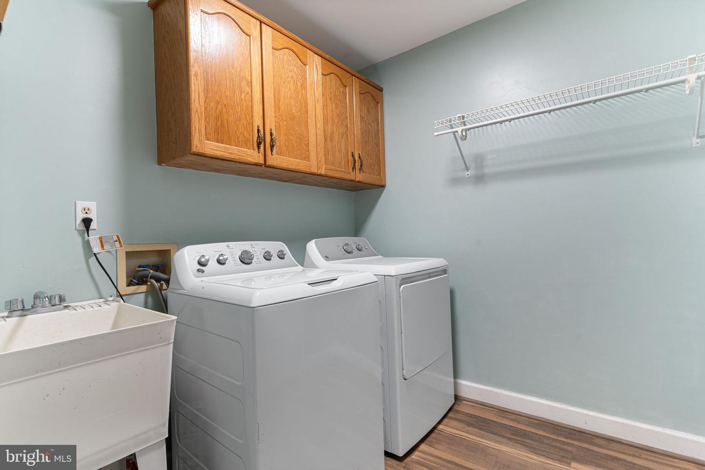 105 Westmorland Ct Property Photo 33