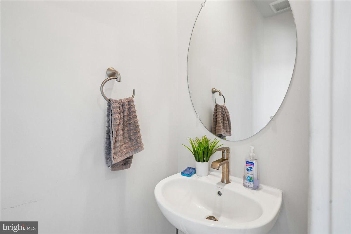 5322 Phillis Wheatley Pl Property Photo 25