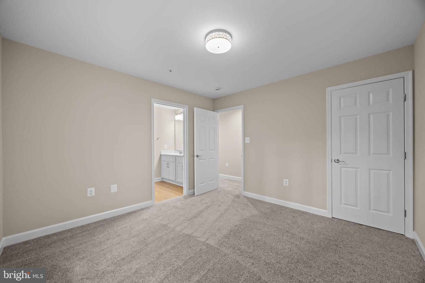 11330 Lord Baltimore Dr Property Photo 33