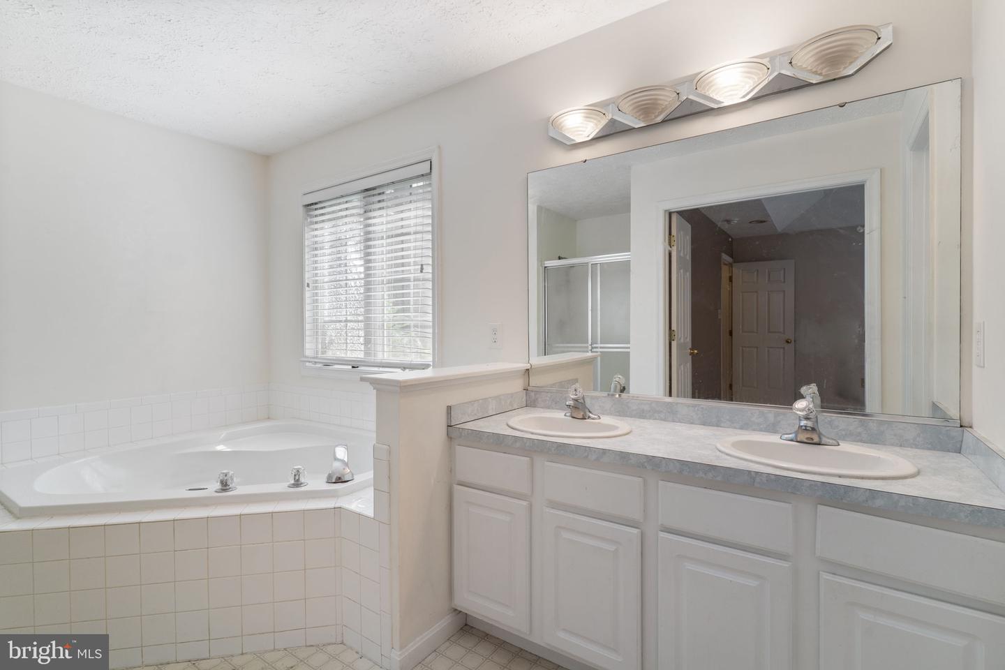 14420 Scalloway Pl Property Photo 25