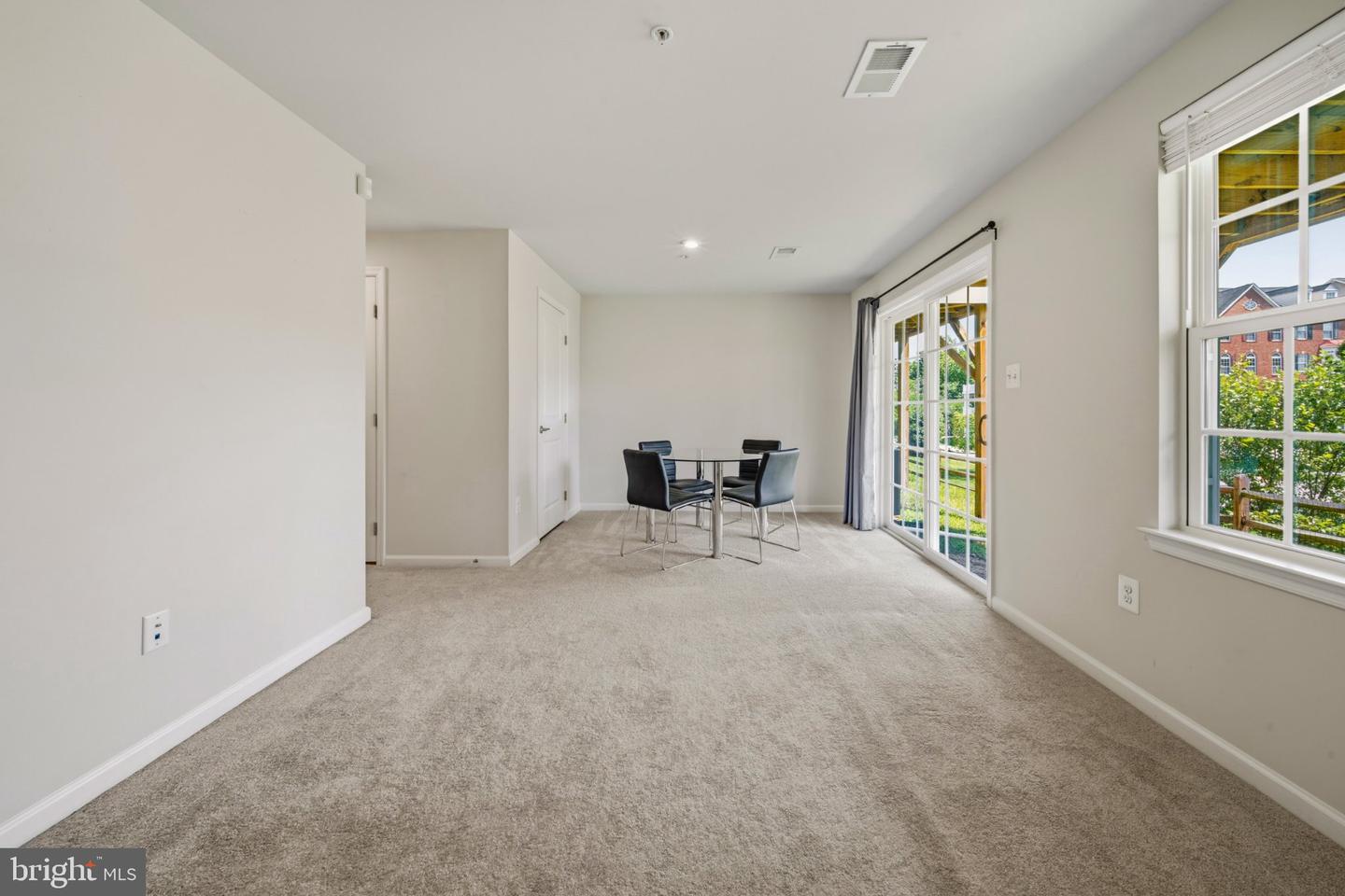 124 Seldovia Dr Property Photo 5