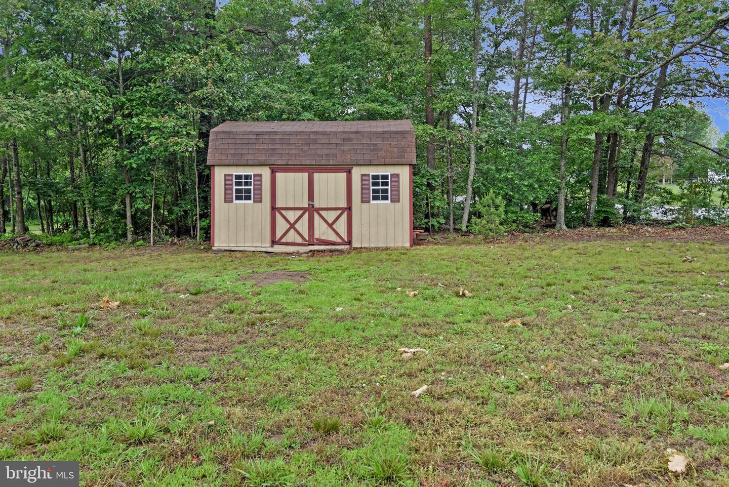 8965 Poorhouse Rd Property Photo 12