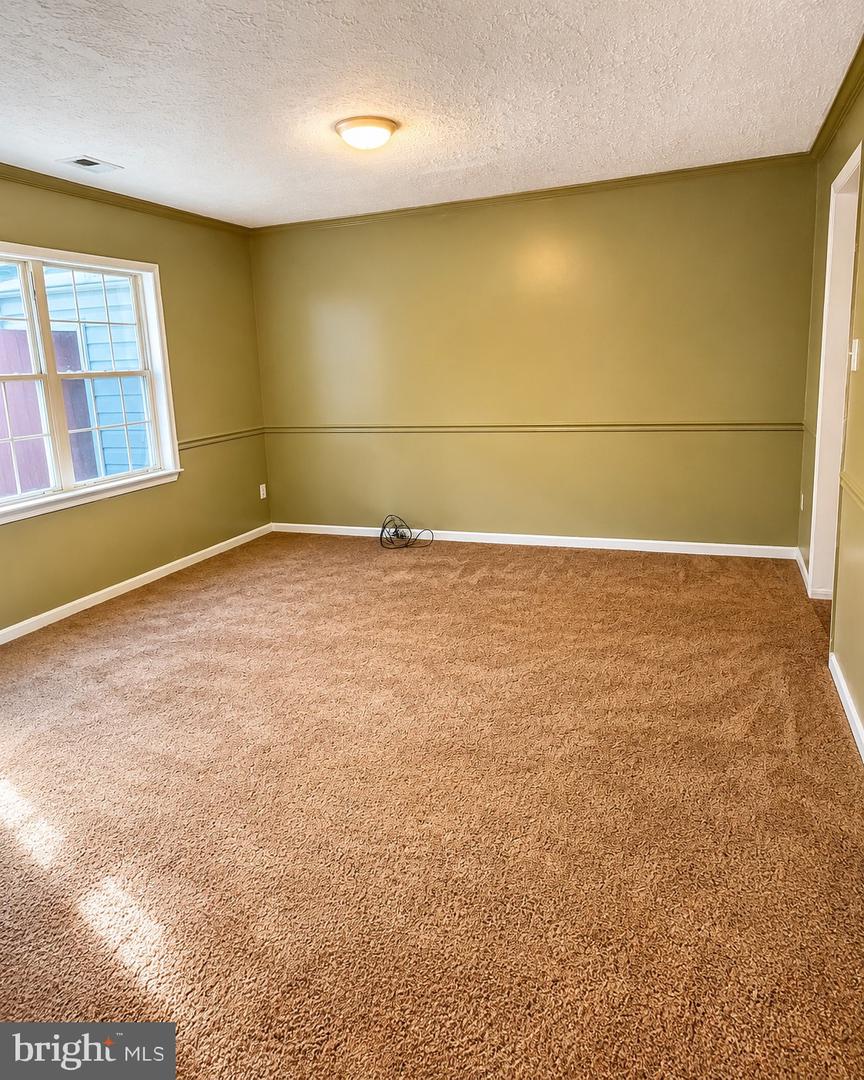 3236 Ryon Ct Property Photo 4