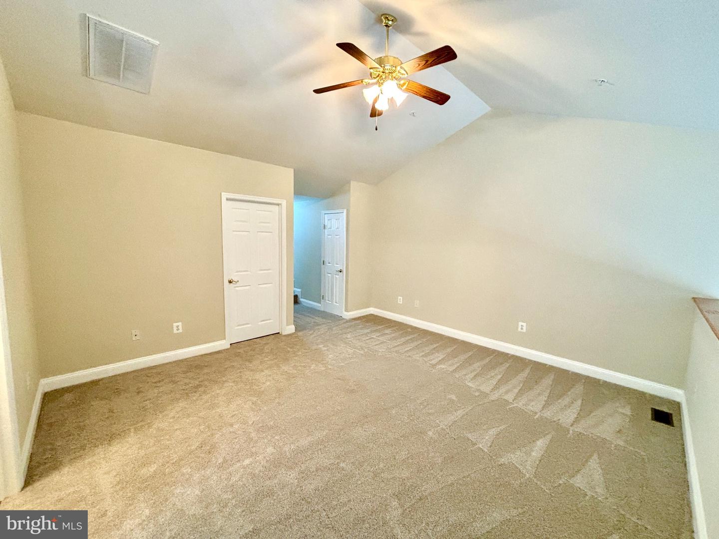 112 Dulles St Property Photo 25