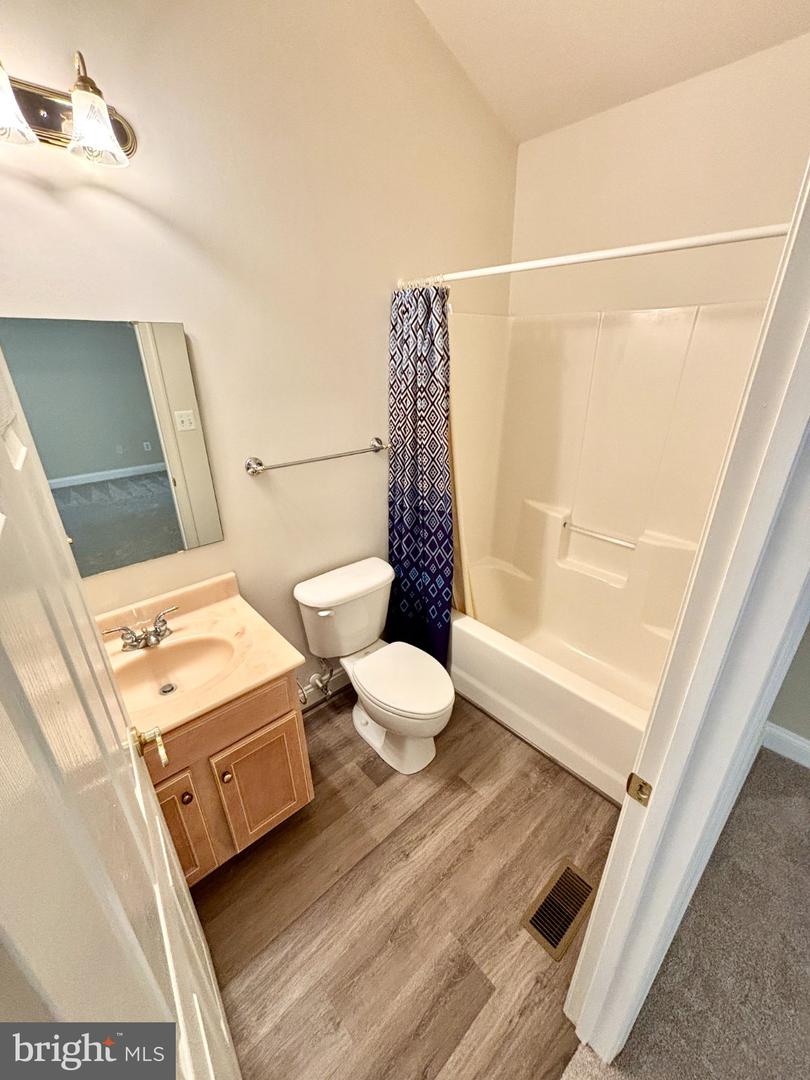 112 Dulles St Property Photo 29