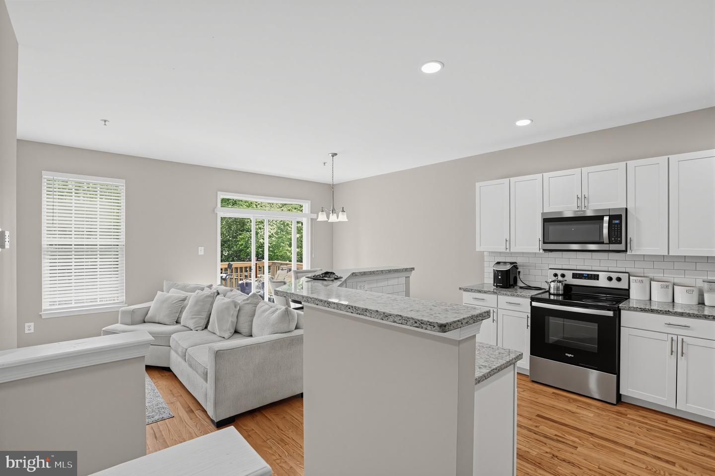 10369 Housely Pl Property Photo 6