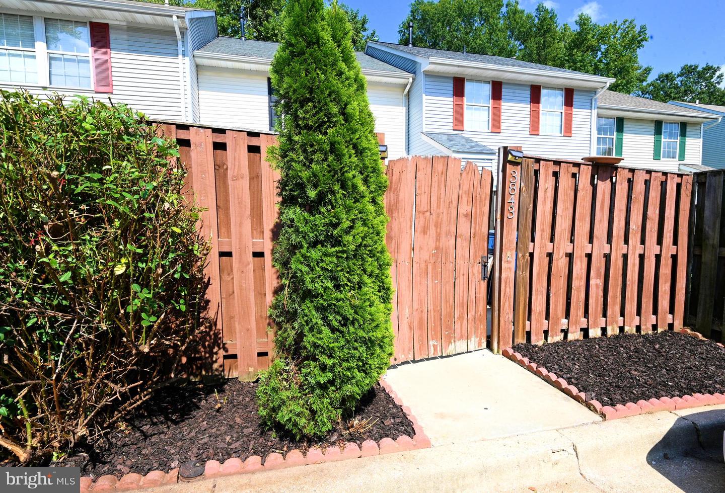 3843 Gateview Pl Property Photo 6