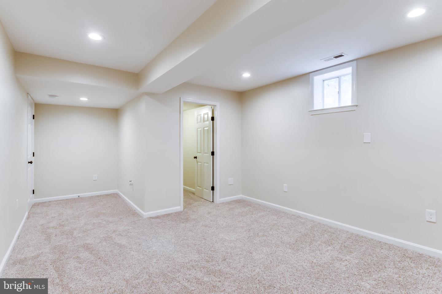 13495 Budds Creek Road #b Property Photo 10