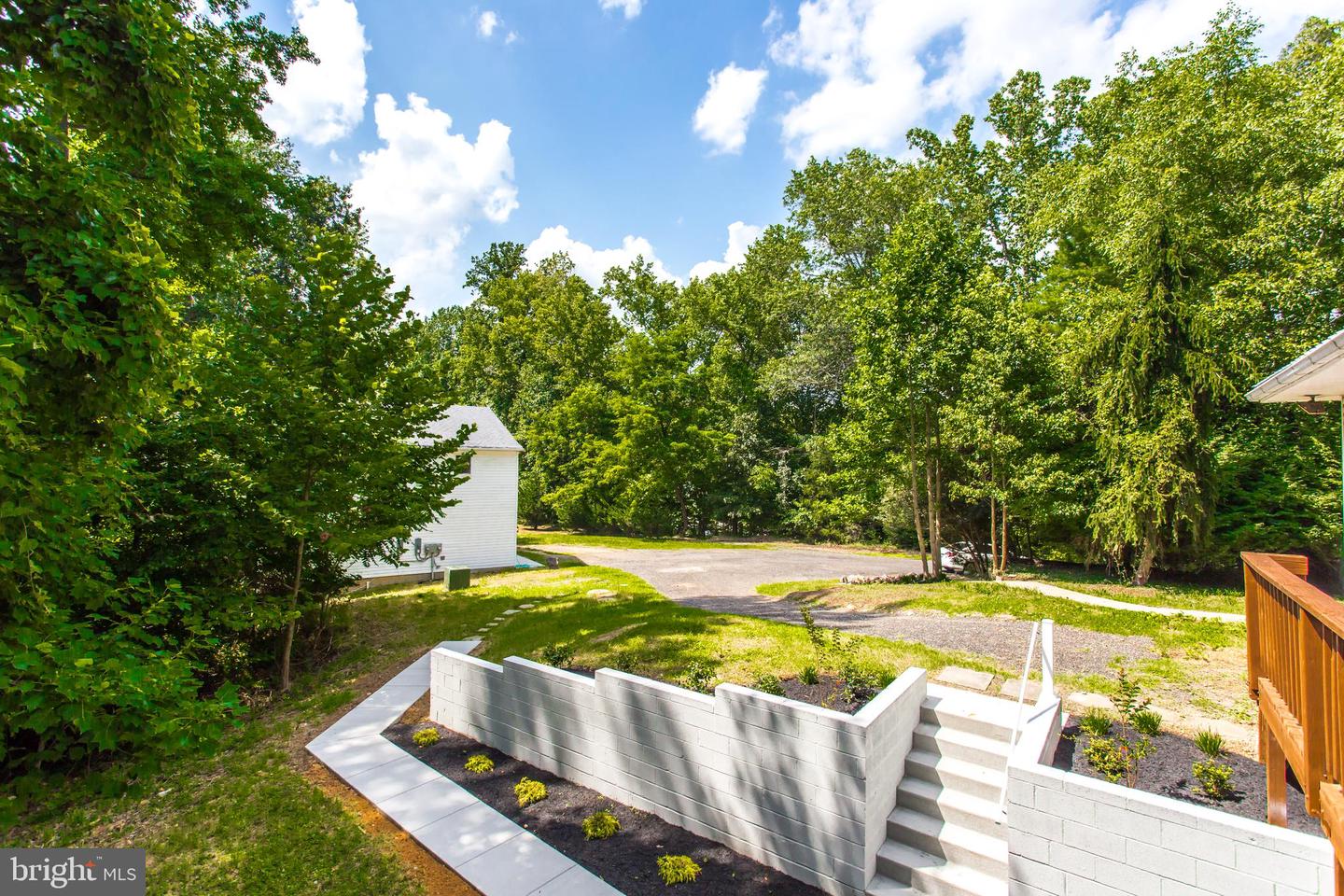 13495 Budds Creek Road #b Property Photo 21