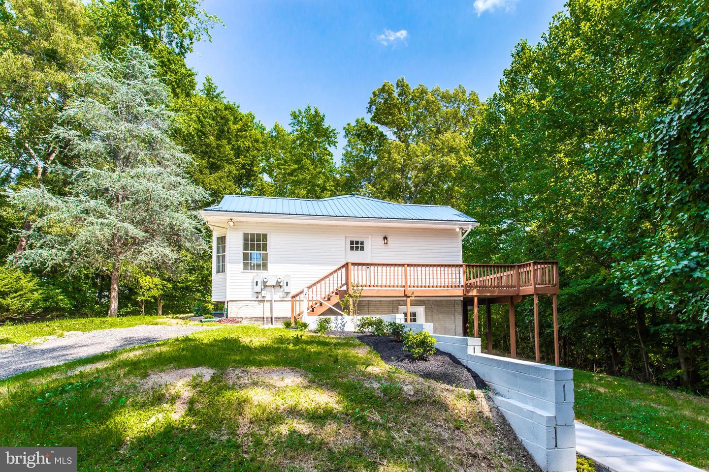 13495 Budds Creek Road #b Property Photo 23