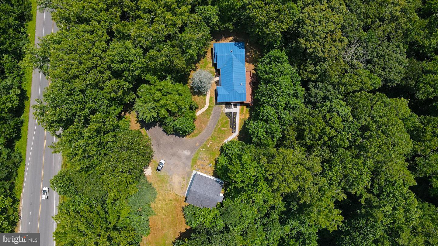 13495 Budds Creek Road #b Property Photo 32