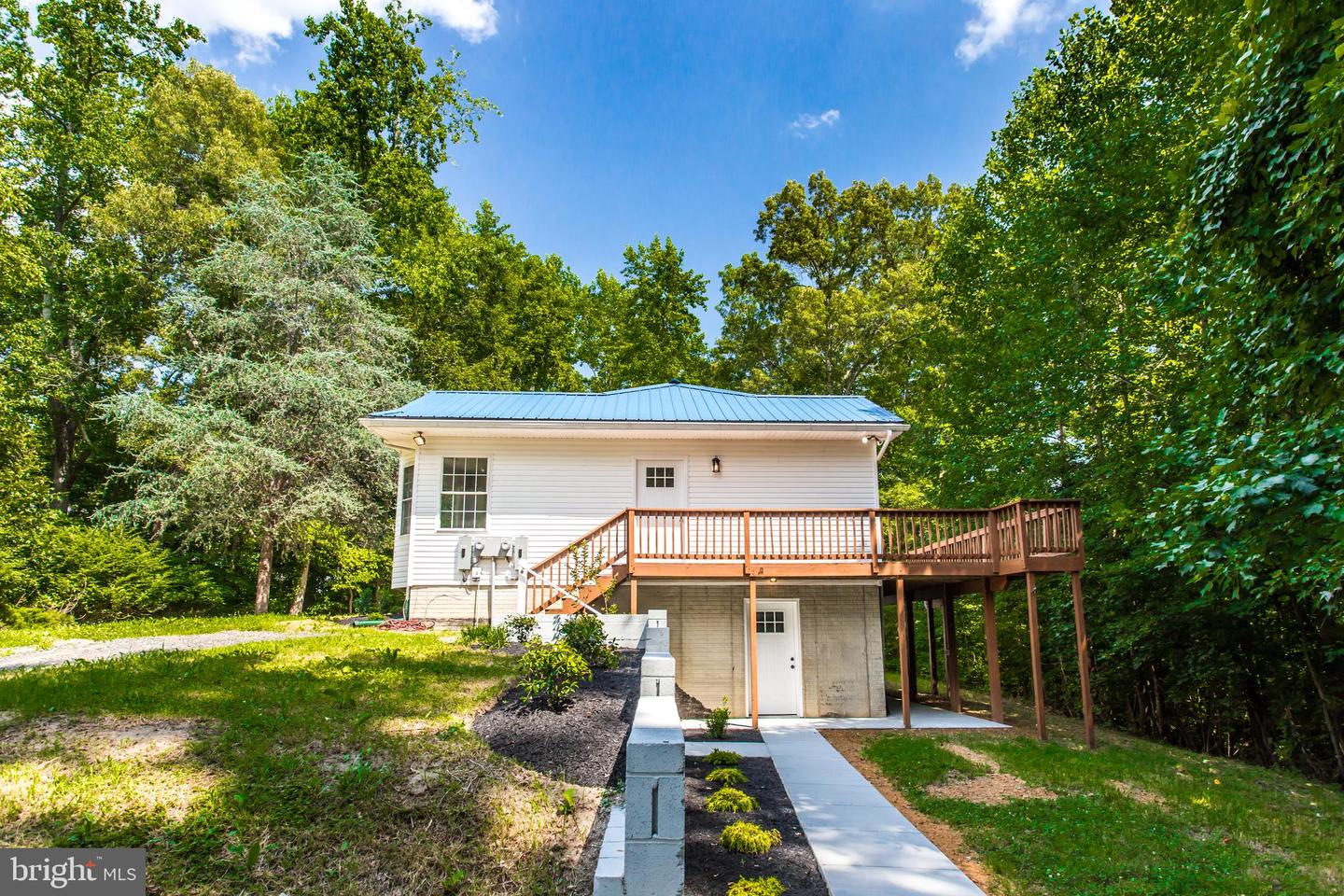 13495 Budds Creek Road #b Property Photo 34