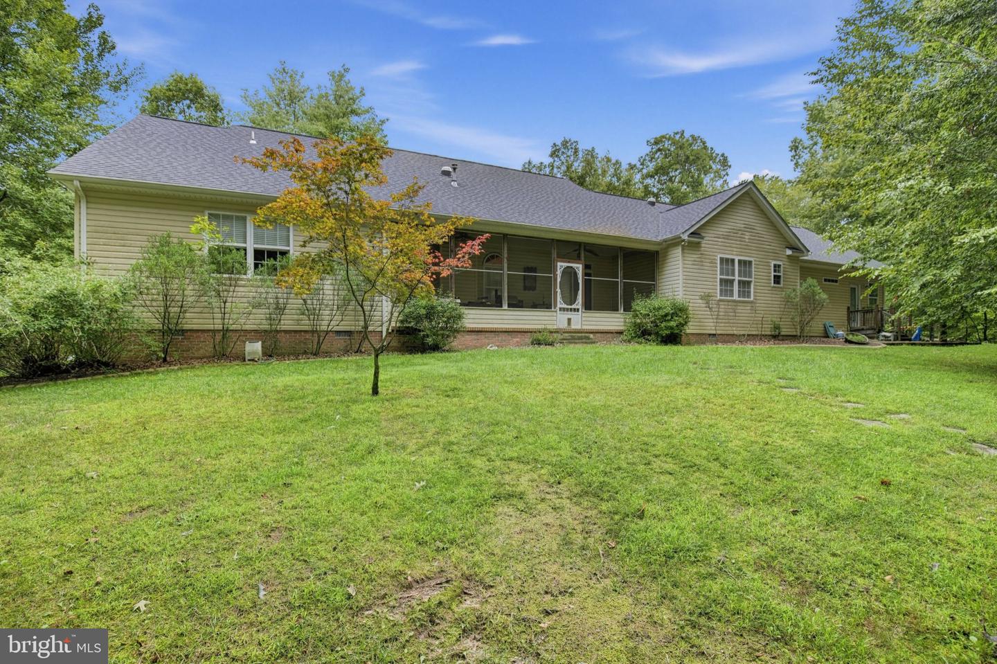 6050 Deepdeen Pl Property Photo 15