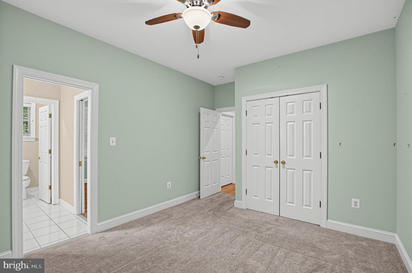 6050 Deepdeen Pl Property Photo 36
