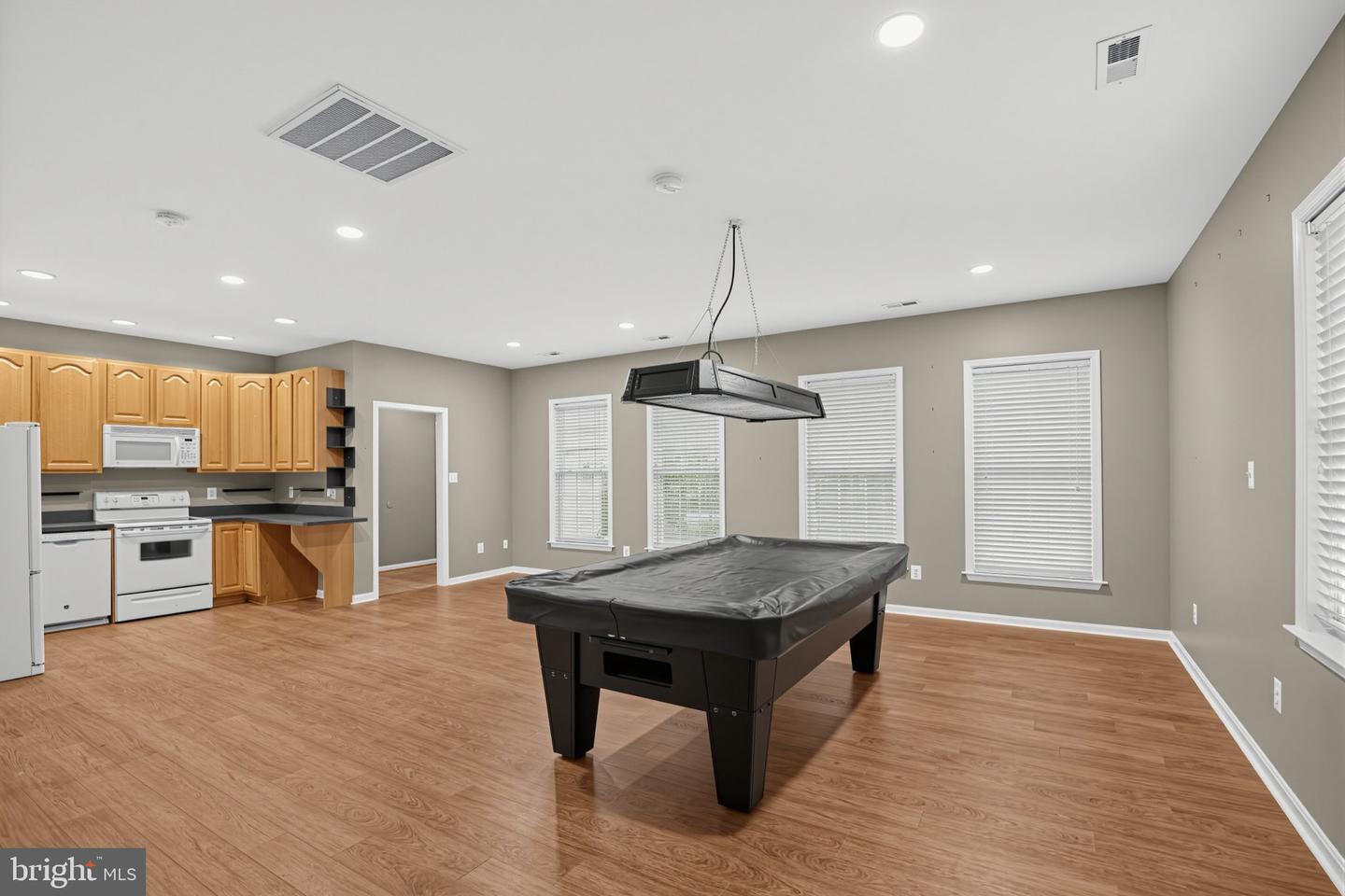 6050 Deepdeen Pl Property Photo 43