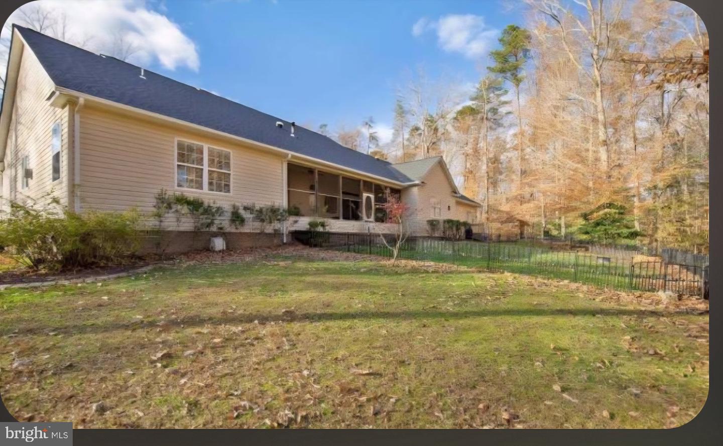 6050 Deepdeen Pl Property Photo 58