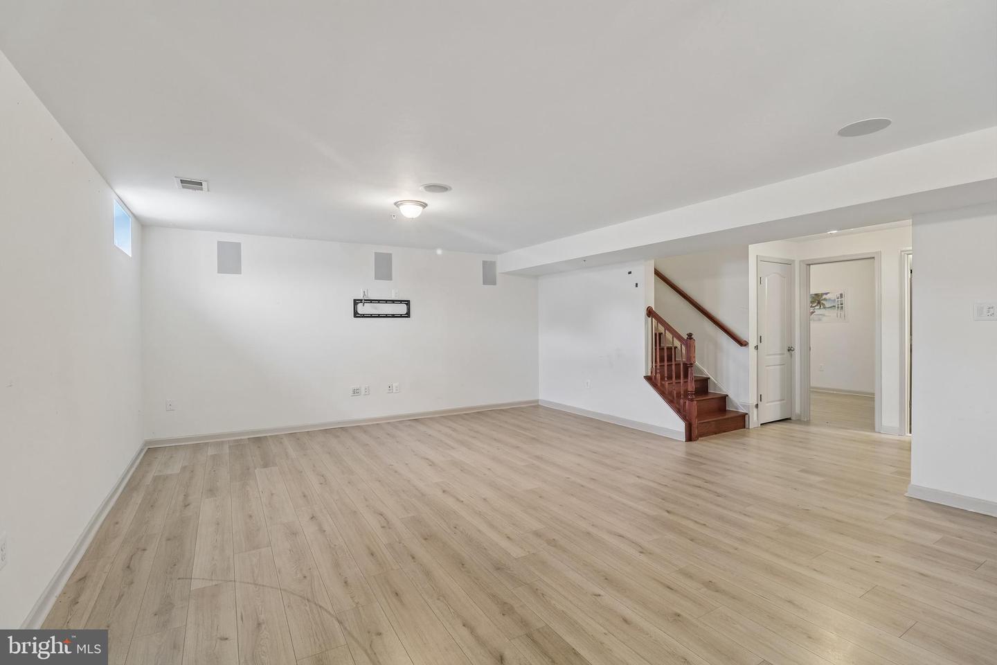 6844 Walkway Ct Property Photo 43