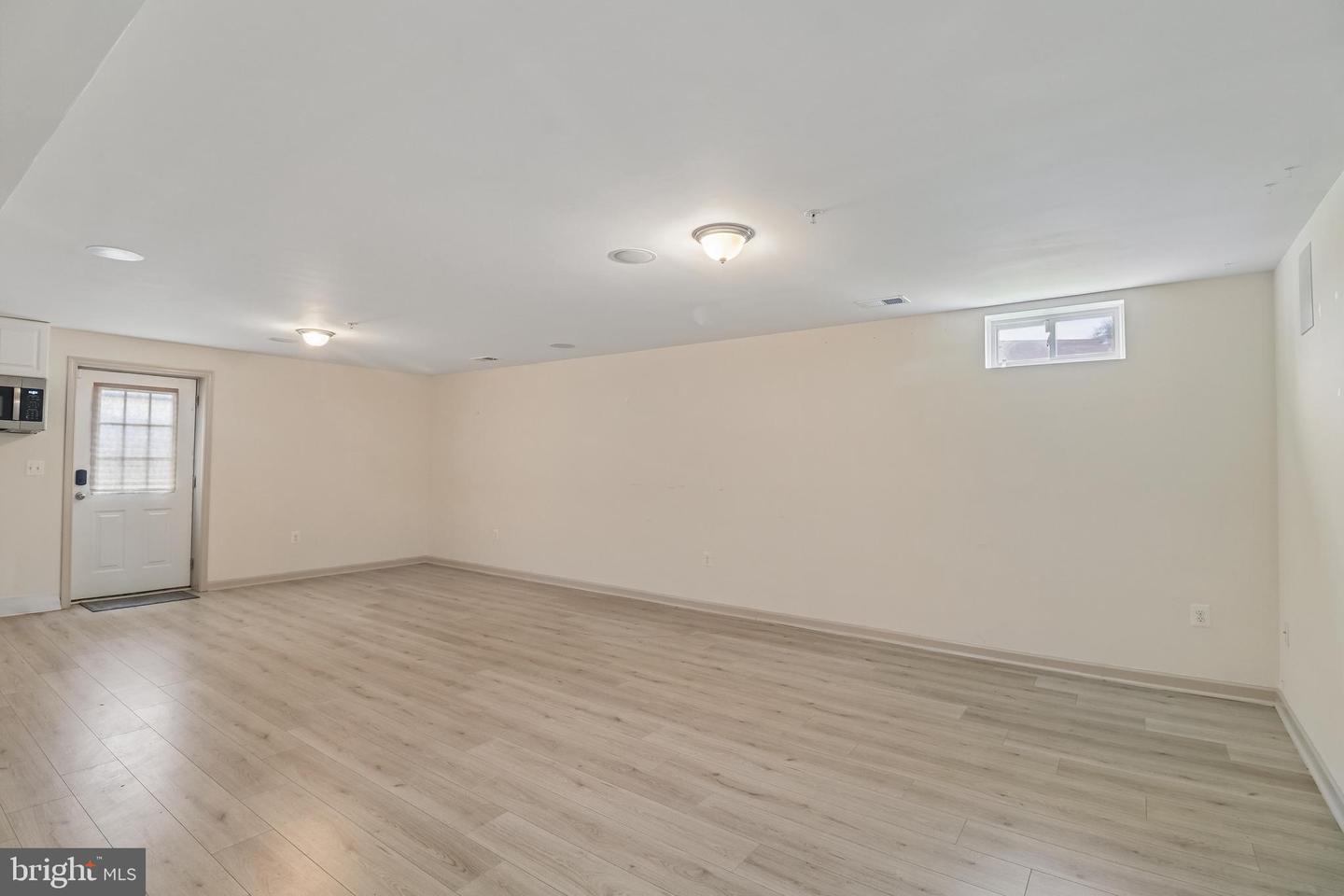 6844 Walkway Ct Property Photo 45